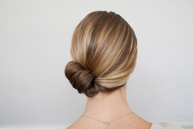 Chignon torciglione laterale