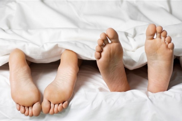 Cinque sex toys che non sapevi di avere in casa e a costo quasi zero 638x425