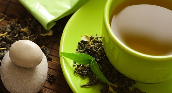 contrastare invecchiamento pelle con il té verde