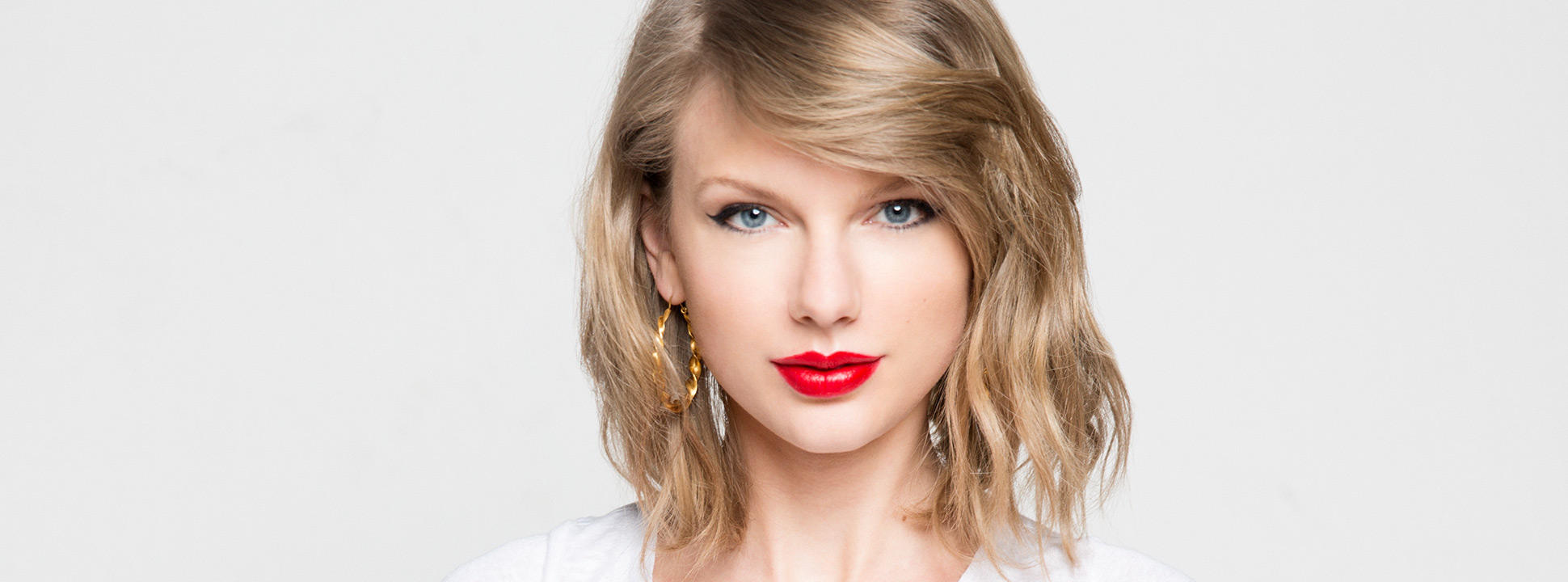 Taylor Swift 1940x720 v2