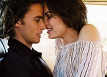 10 giochi erotici da fare con il partner in auto