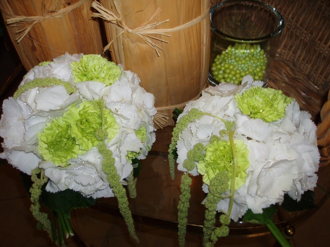 Come fare decorazioni matrimonio con le mimose