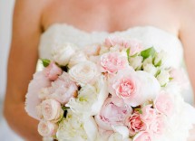 bouquet sposa con peonie