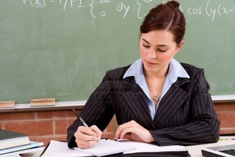 Requisiti pensione donna insegnanti