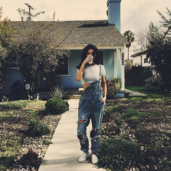 selena gomez look casual