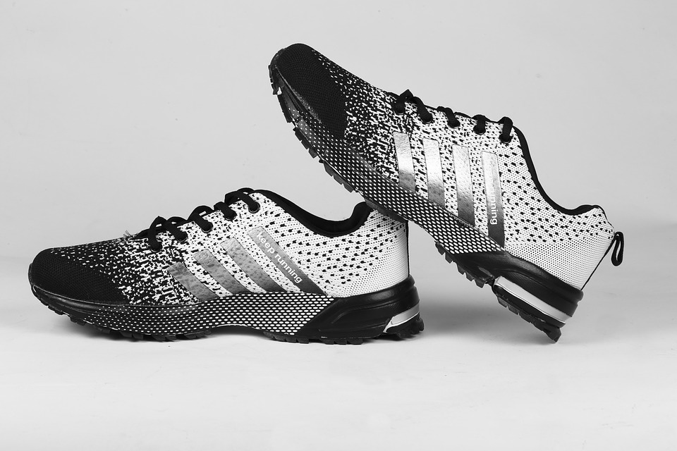 scarpe da calcetto con la x