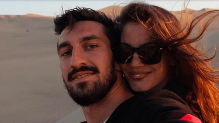 Davide Astori e Francesca Fioretti durante un viaggio.