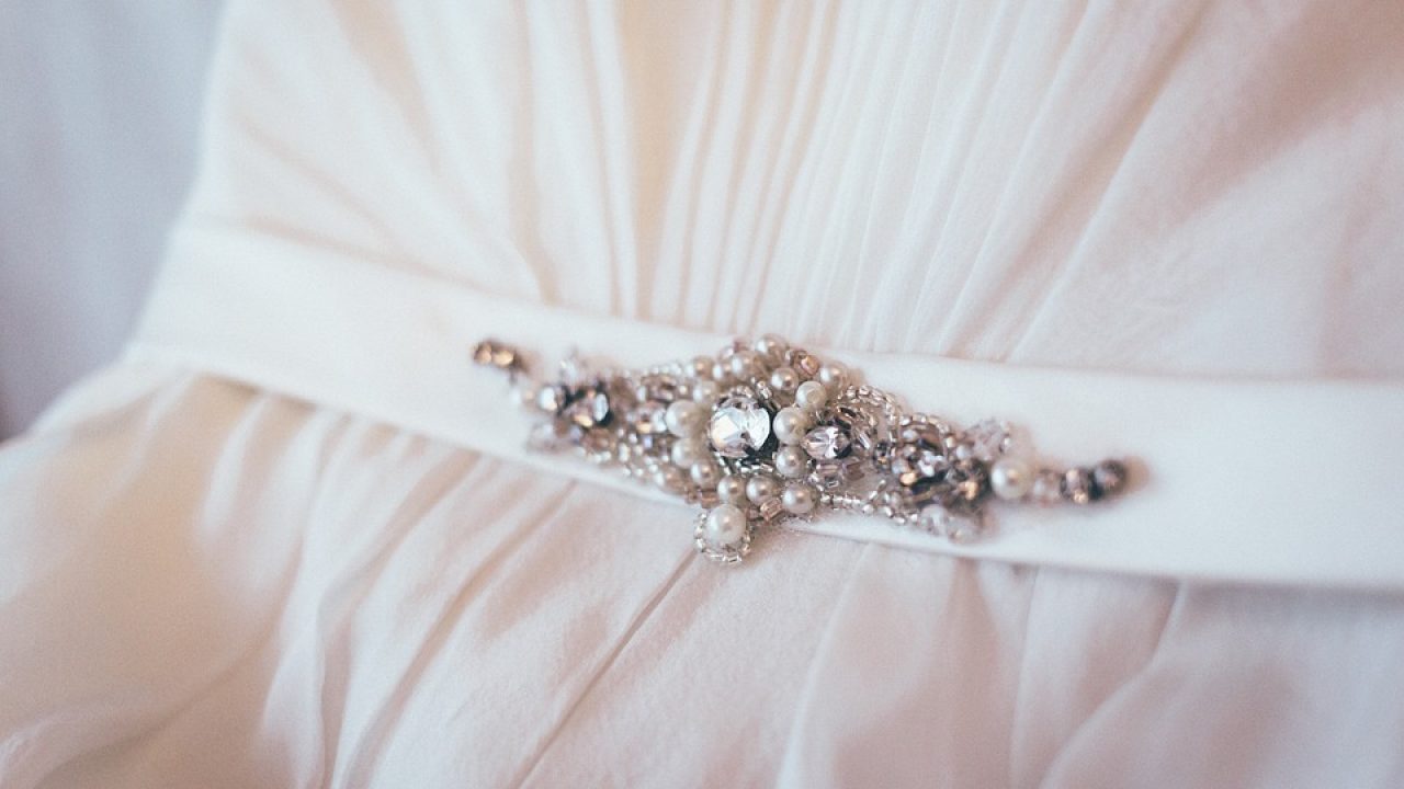vestiti eleganti marche