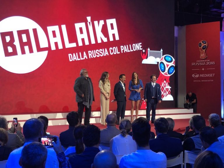 Balalaika Belen Ilary Blasi