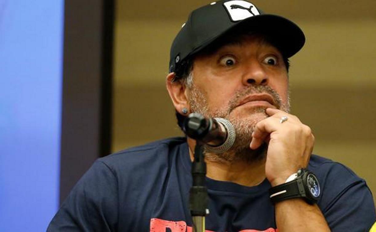 Santiago Lara Diego Armando Maradona