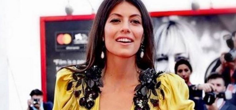 alessandra mastronardi