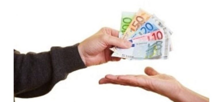 Come farsi restituire i soldi da un amico