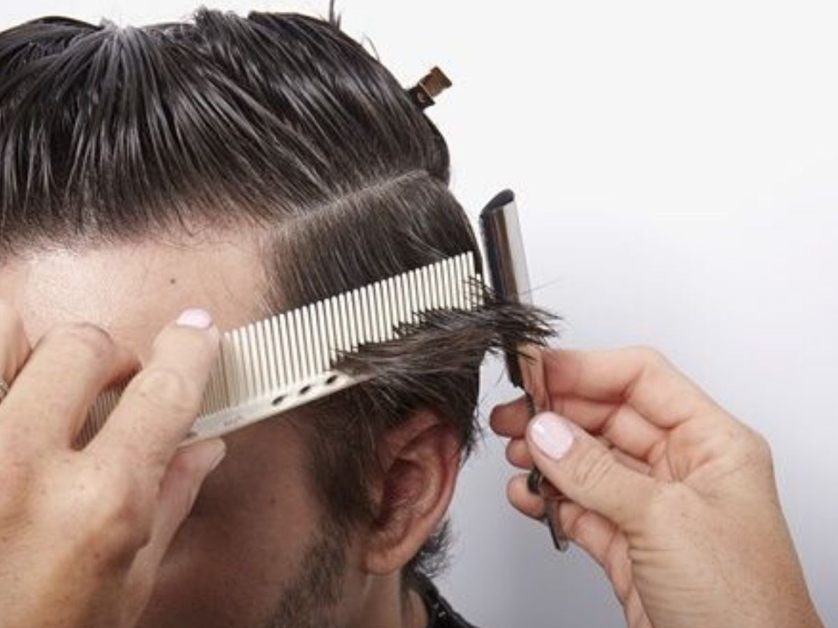 come tagliare i capelli ad un uomo a casa