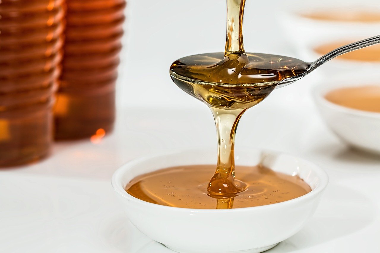 I benefici del miele per la pelle