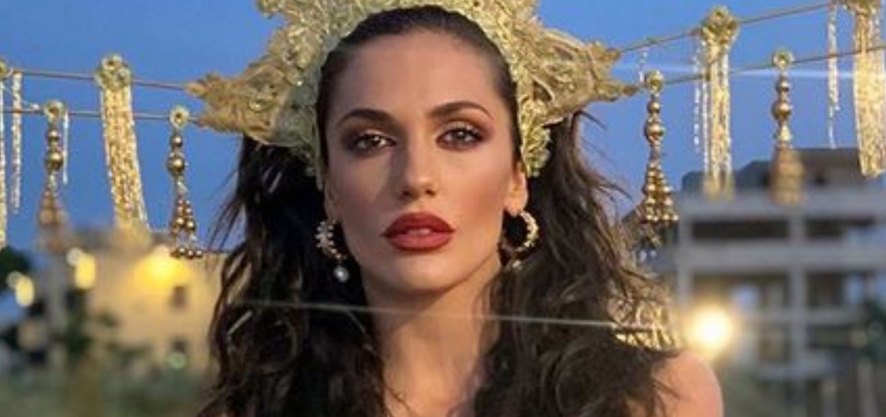 elena d'amario lascia amici