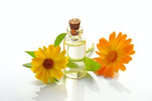 come fare un tonico naturale per il viso