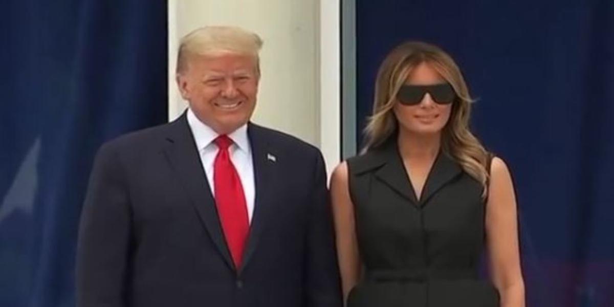 melania trump sorriso