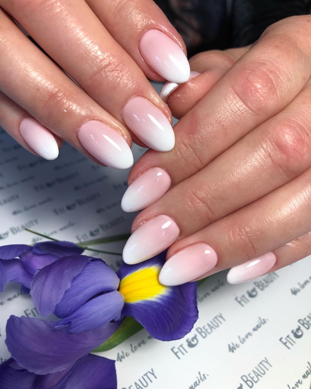 Pastel manicure tendenza