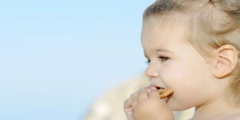 fare il bagno dopo mangiato non fa male