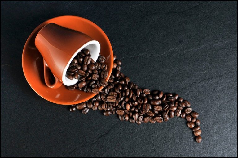 Caffè decaffeinato benefici