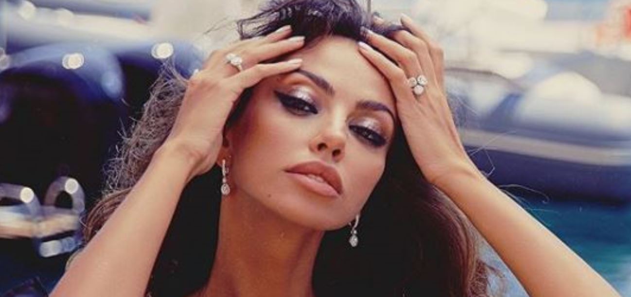 madalina ghenea single