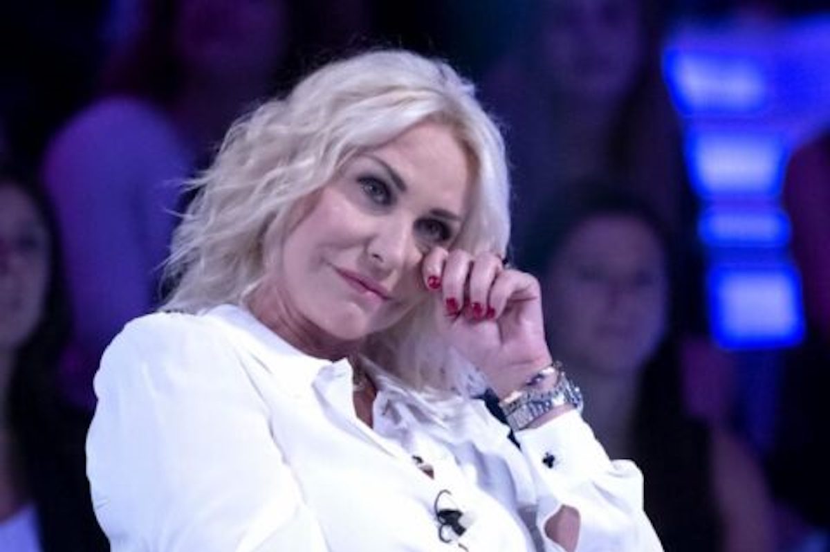 antonella-clerici-commossa