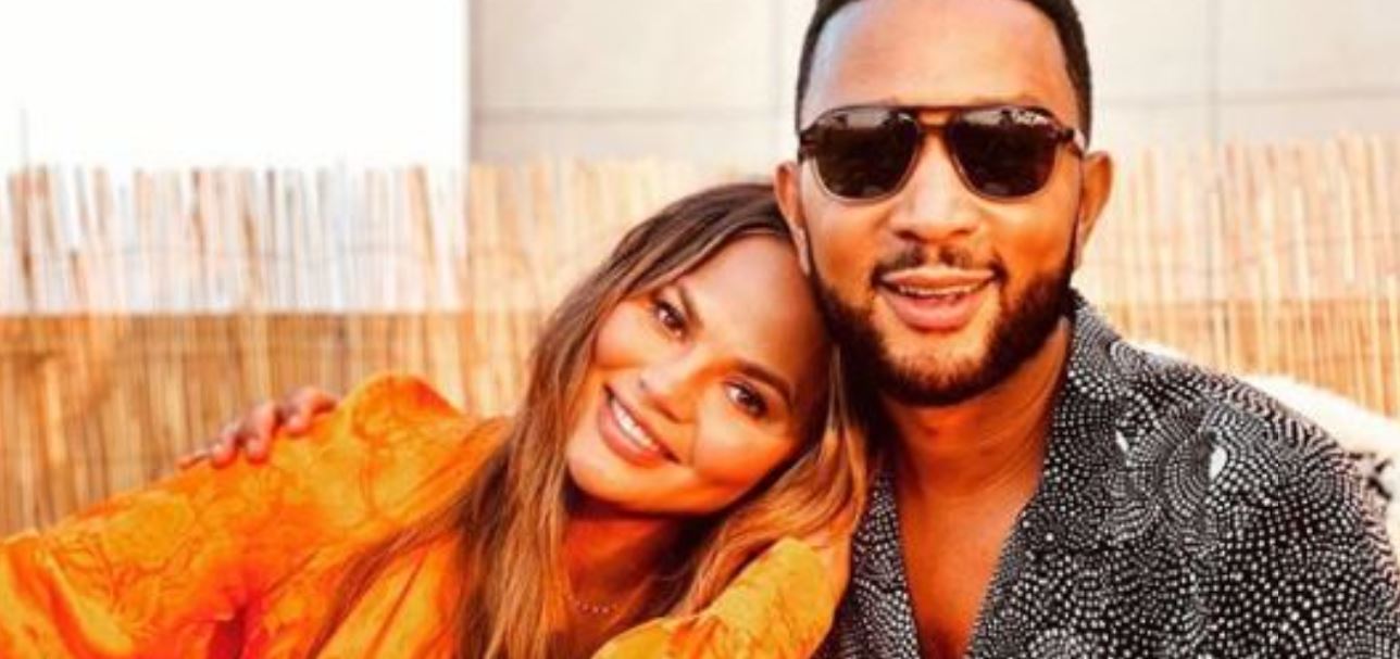 chrissy teigen in ospedale