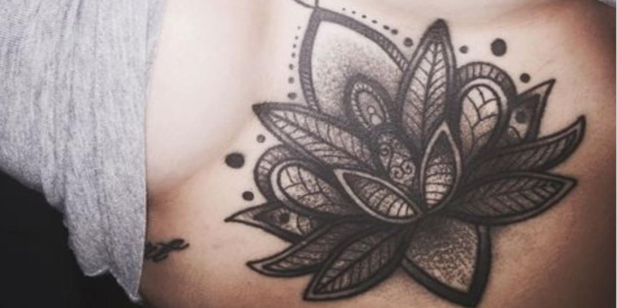tatuaggi sotto il seno