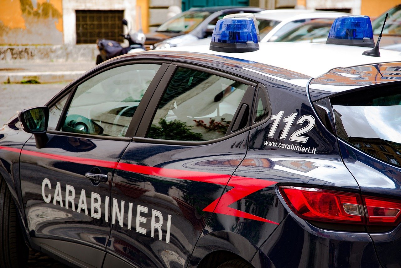 catania arrestato padre orco