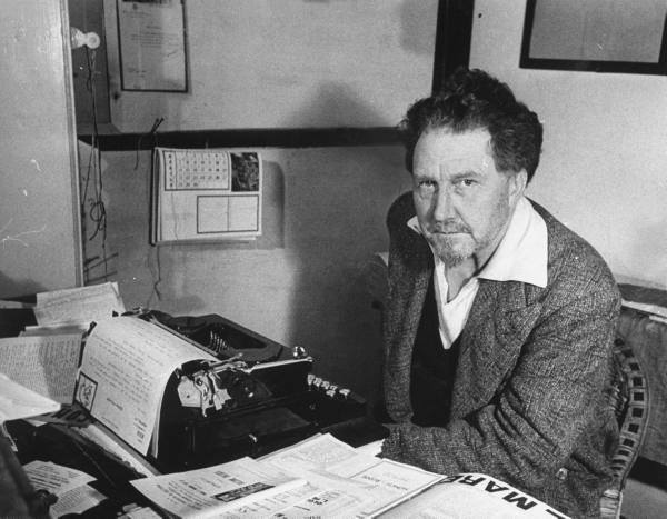 chi era ezra pound