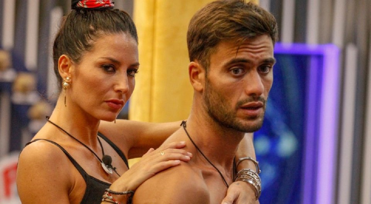 gf vip elisabetta pierpaolo bacio