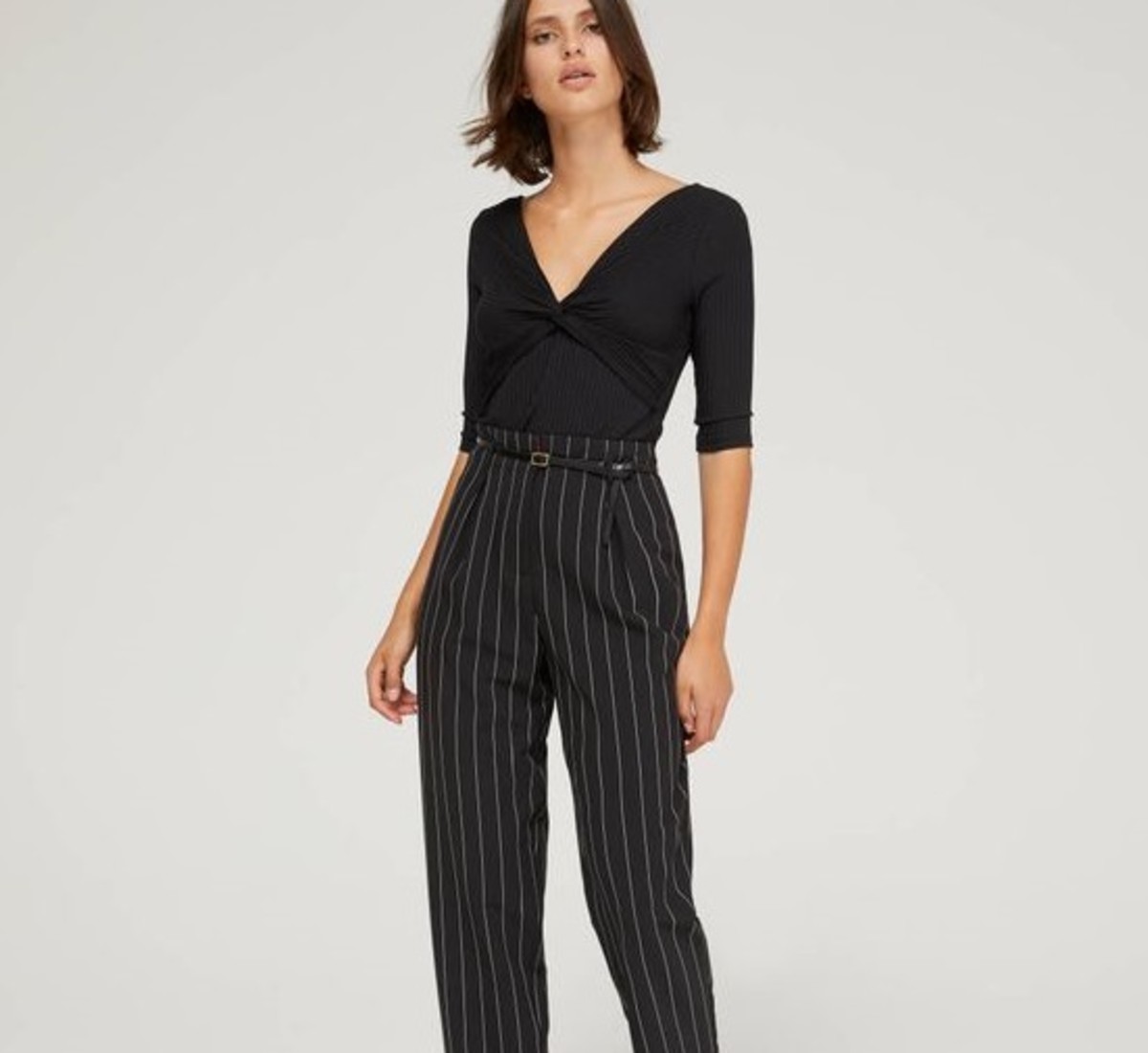 pantaloni a vita alta