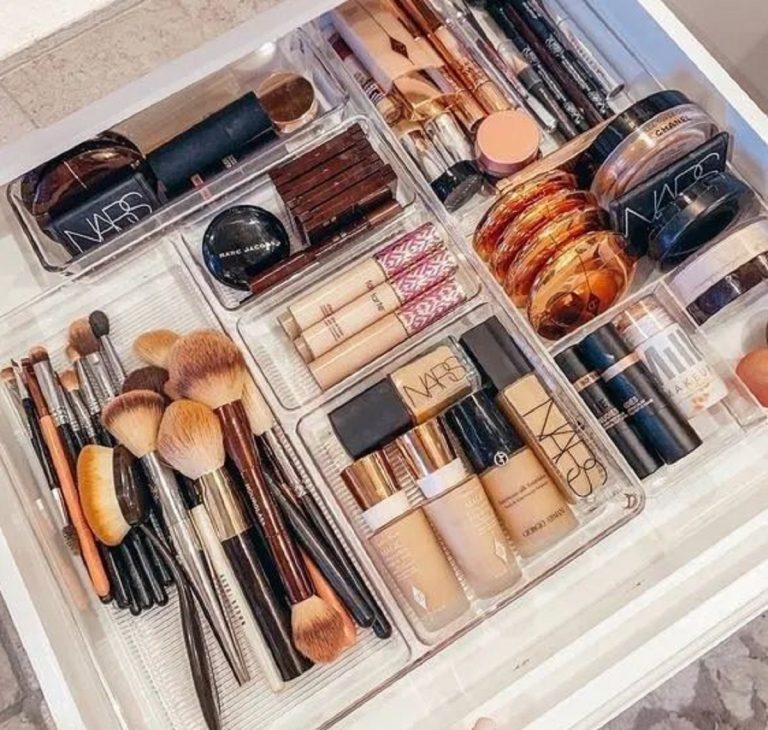 decluttering make up