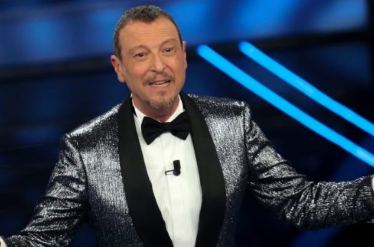 Amadeus pubblico Sanremo 2021