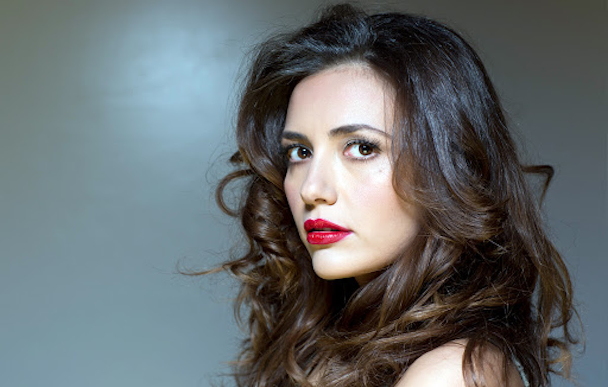 Serena Rossi Mina Settembre