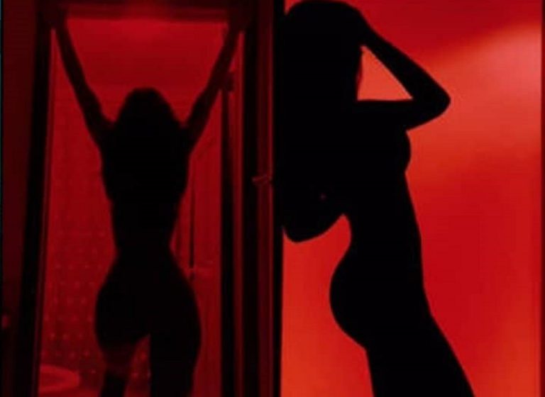 silhouette challenge tiktok rischi