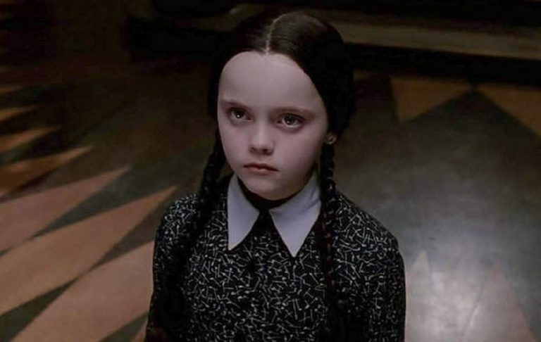 wednesday addams tim burton netflix