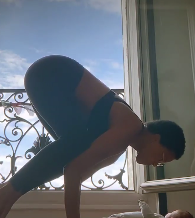 nike film maternità