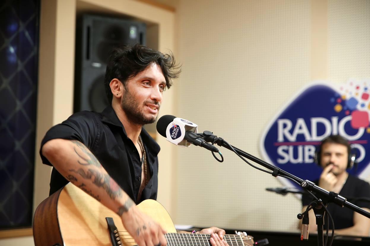 chi è fabrizio moro