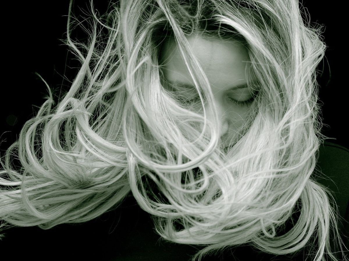 come infoltire i capelli rimedi naturali