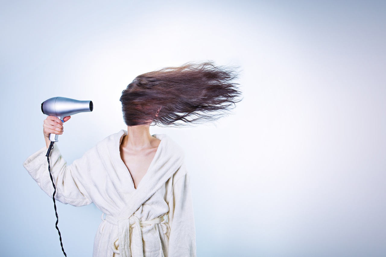 come usare il termoprotettore per capelli