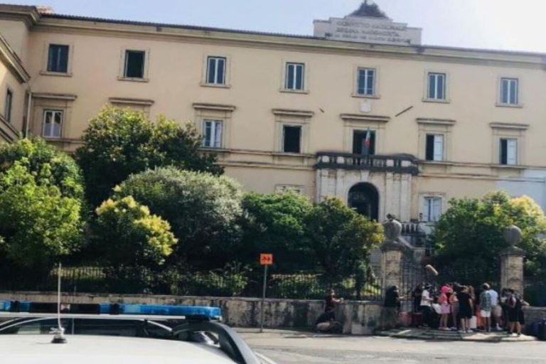 il collegio 6 prime foto