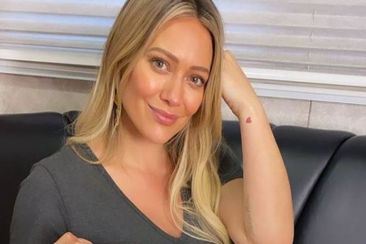 hilary duff positiva covid