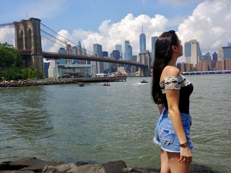 martina maceratesi chi è