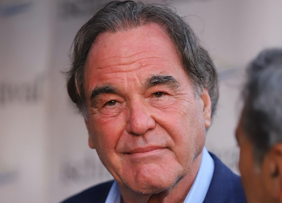 Chi è Oliver Stone