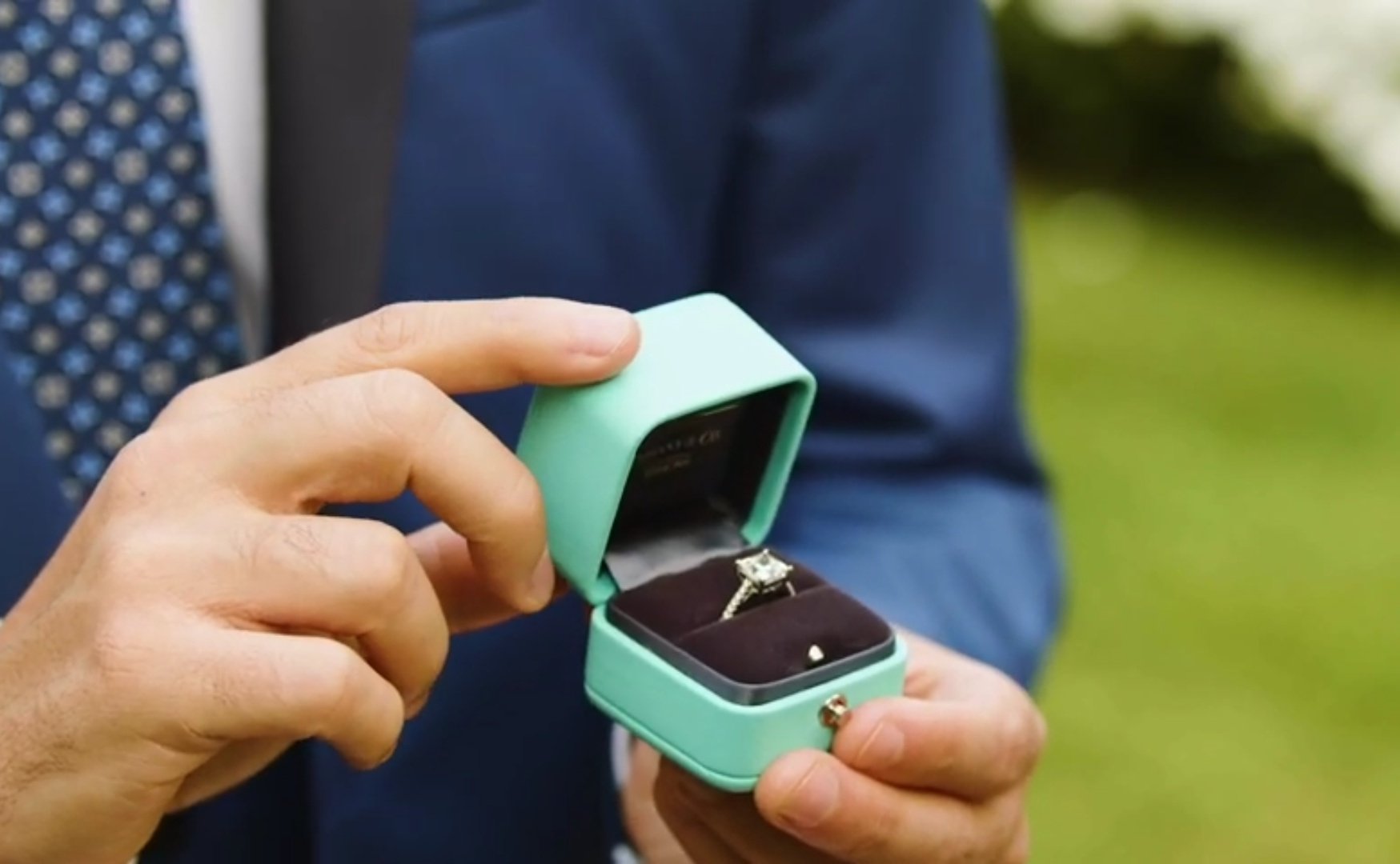 me contro te quanto costa anello