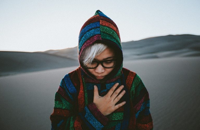 come abbinare la felpa