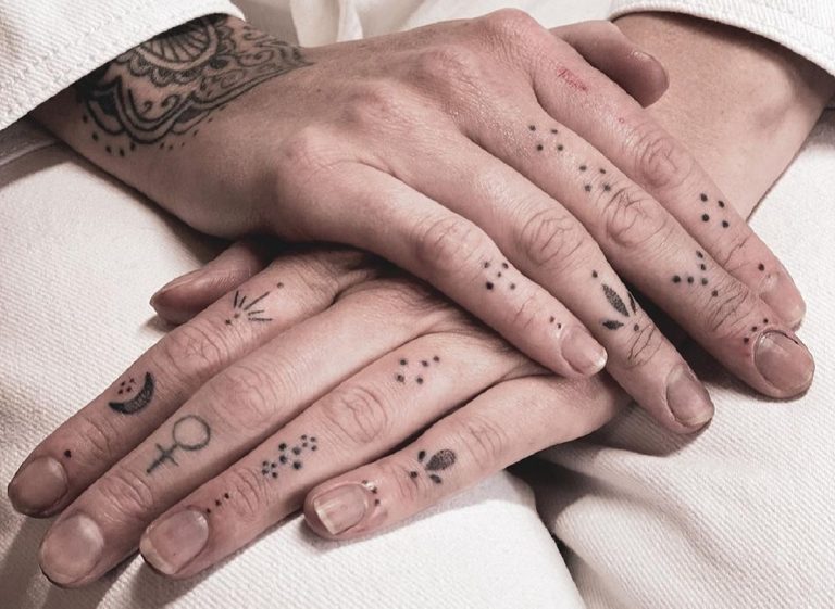 Tatuaggi piccoli femminili