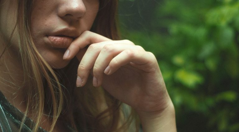 labbra spaccano durante inverno