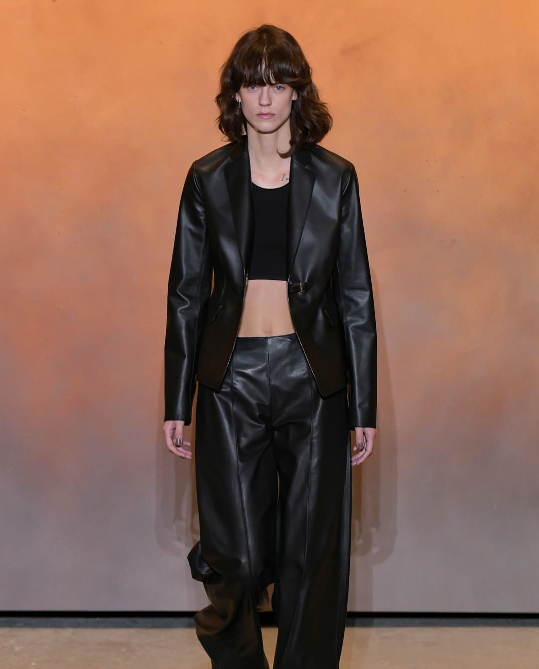 abbigliamento pelle tendenza 2022